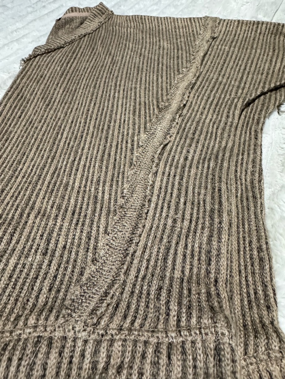 NWOT Eclipse Ribbed V-Neck Sweater in two-tone Brown - Picture 11 of 12